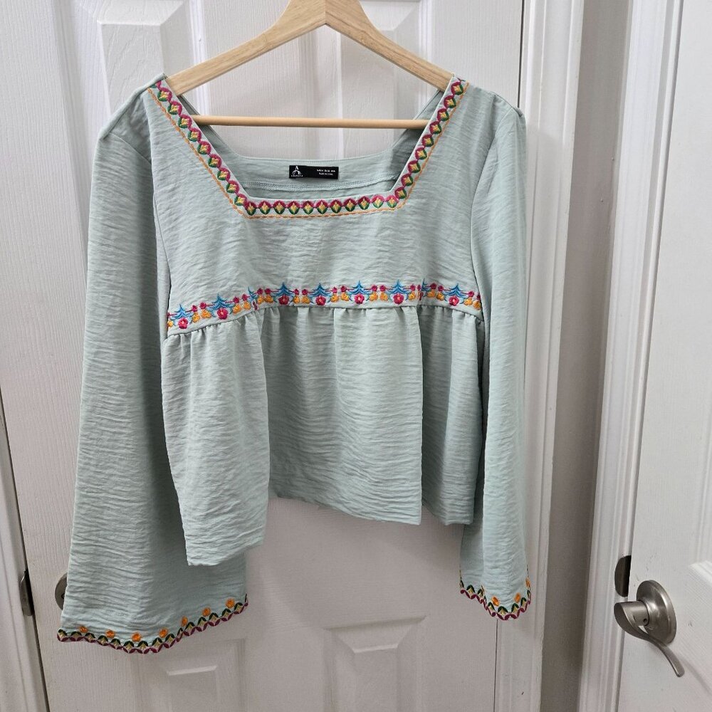 Anewsta Cropped Peasant Top Mint Green Embroidery Square Neckline Flowy Festival